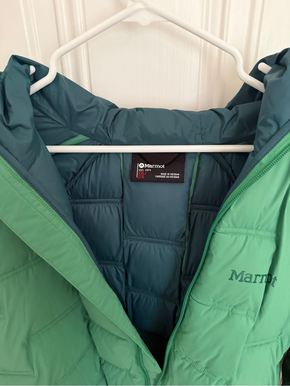 Marmot Two-Tone Green Hooded Puffer Jacket - Picture 3 of 7
